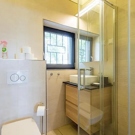 Apartment Almavirag Pihenohaz By Bltn *