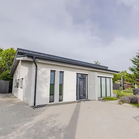 Apartman Almavirag Pihenohaz By Bltn Siófok