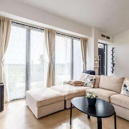 Apartment Almavirag Pihenohaz By Bltn *