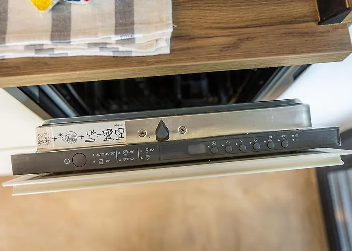 Almavirag Pihenohaz By Bltn *