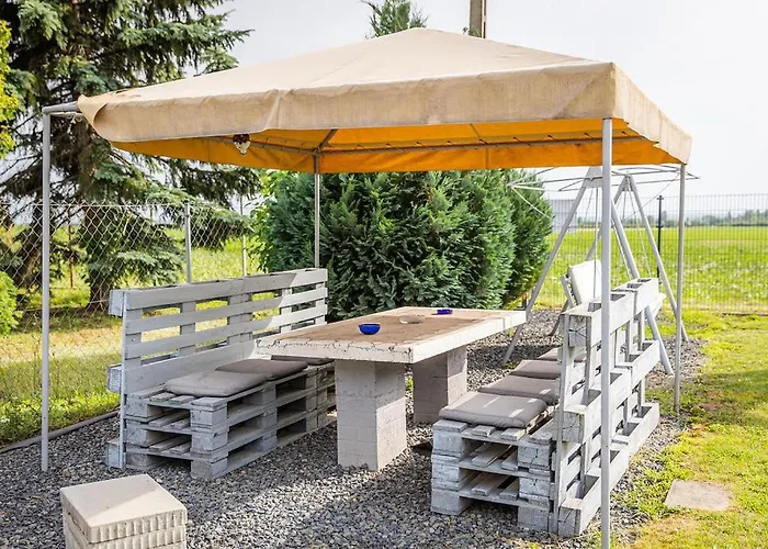 Almavirag Pihenohaz By Bltn アパート