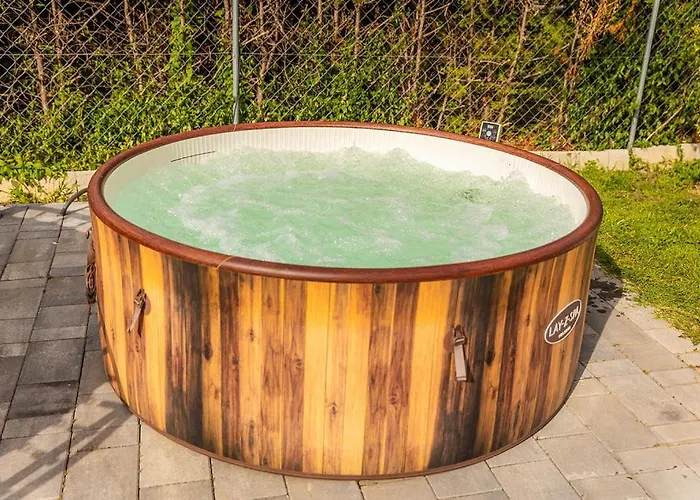 アパート Almavirag Pihenohaz By Bltn シオーフォク